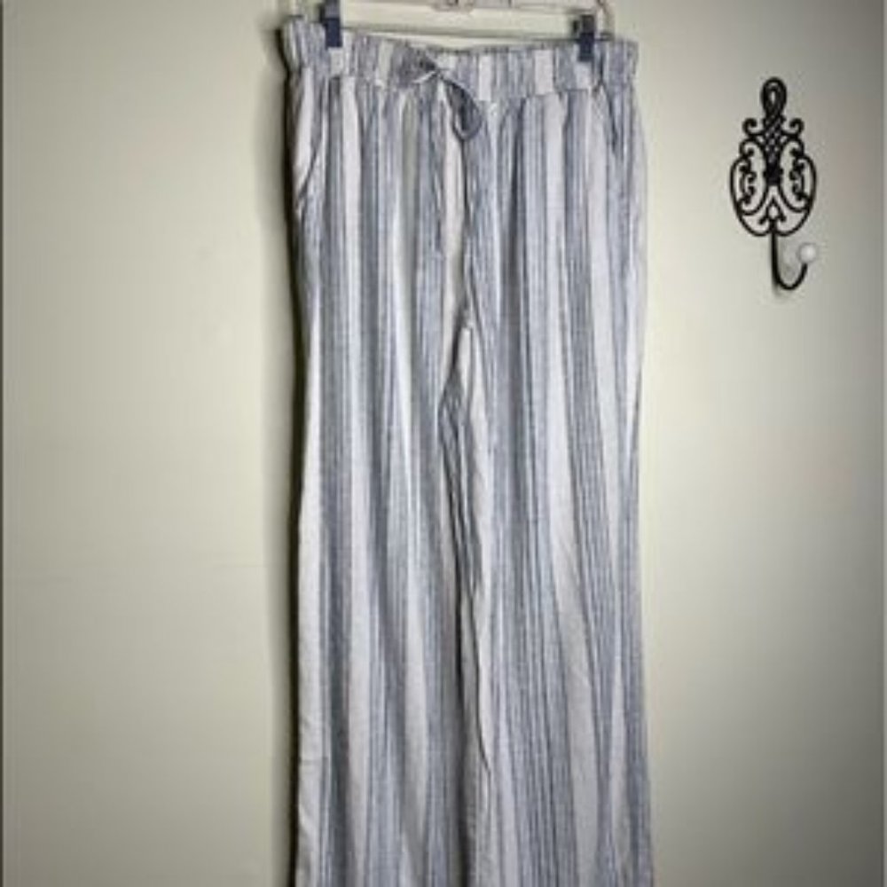 Briggs Linen Blend Wide Drawstring Leg Beach Pants - Picture 4 of 9